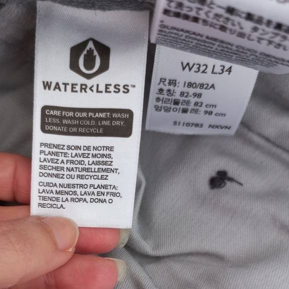 Dockers Men's Light Gray Pants Size W32-L34 US - Picture 12 of 16